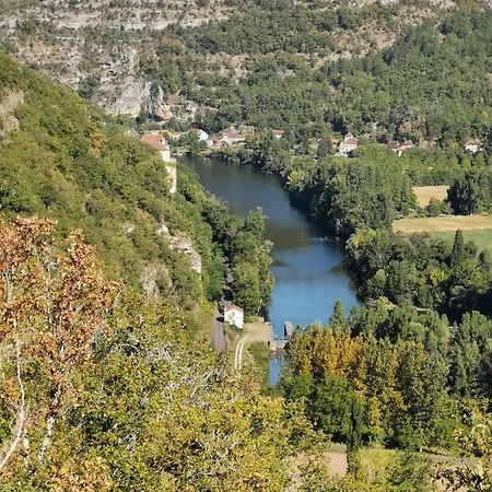 Le Mas Du Clouquier Bed & Breakfast